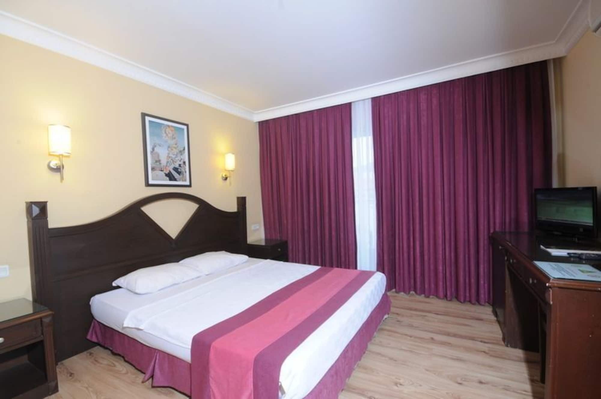 Voxx In Family Club Hotell Marmaris Exteriör bild